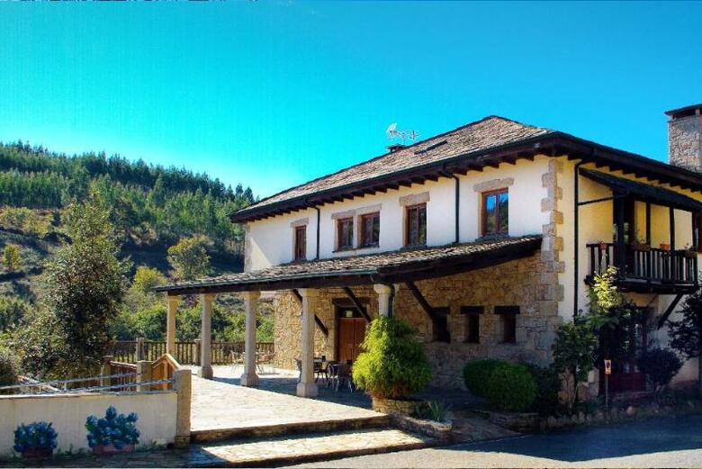 Hotel Balneario Rio Pambre