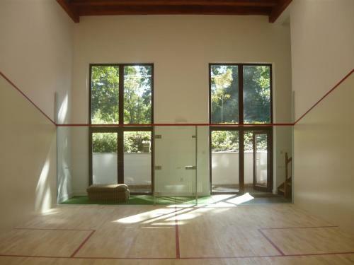 Ca?oroczny Dom Wakacyjny I Squash - Gry?yna