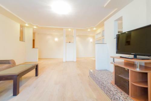 Apartments 5 Zvezd Kirova 23a