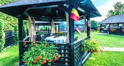 Hostal Pensiunea Camena