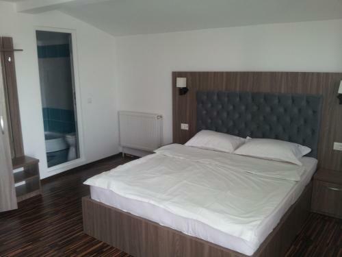 Hotel La John
