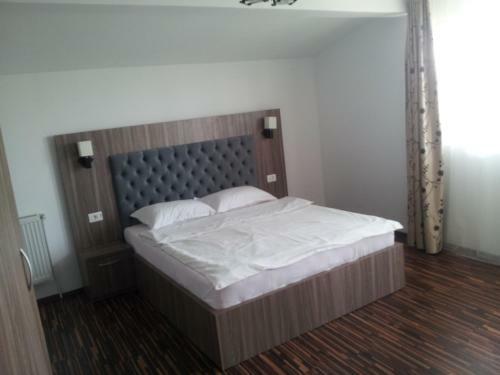 Hotel La John