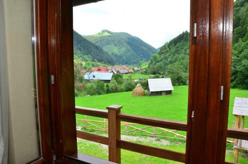 Hostal Pensiunea Valea Pinului
