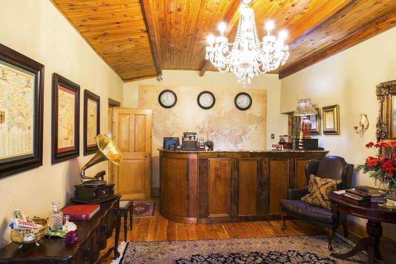 Hostal De Ark Guest House