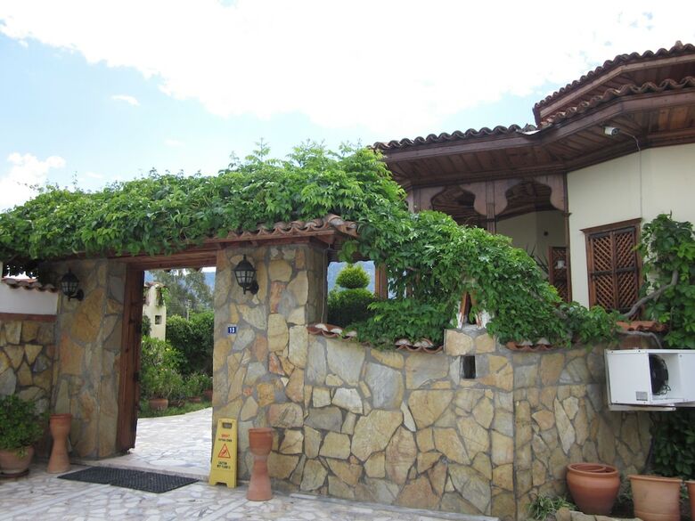 Asur Hotel & Aparts & Villas
