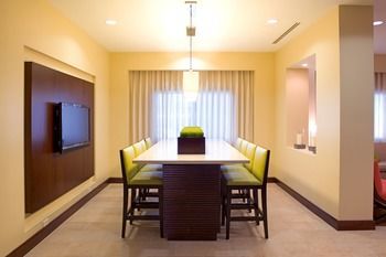 Hotel Courtyard By Marriott Port Of Spain