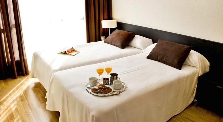Aparthotel Compostela Suites