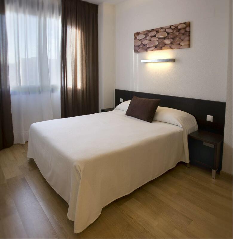 Aparthotel Compostela Suites