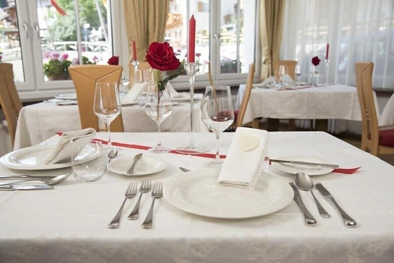 Hotel Sport Enrosadira