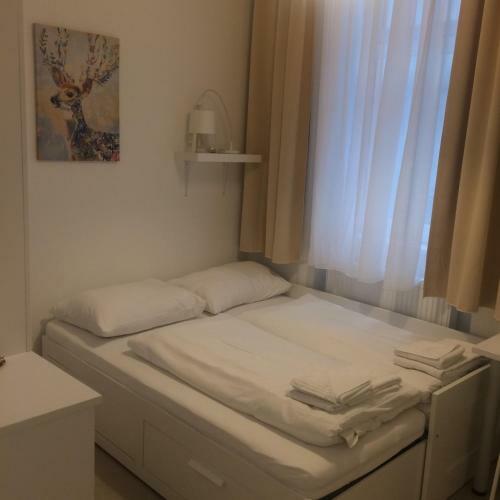 Hostal Ch-vienna City Rooms