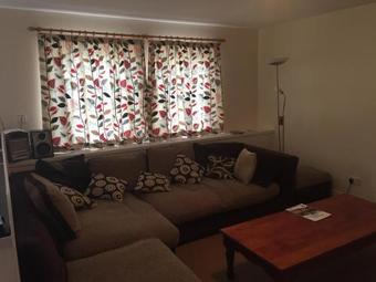 3 Varis Apartments
