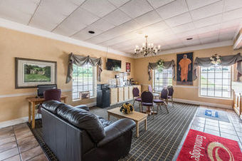 Motel Econo Lodge Inn And Suites