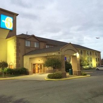 Hotel Sleep Inn Airport West