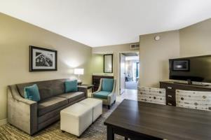 Hotel Embassy Suites Indianapolis - North