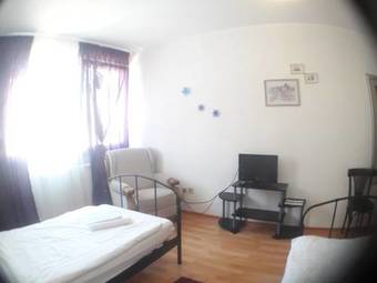 Hostal Nathalie Leser