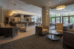 Hotel Plaza Suites