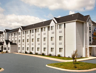 Hotel Microtel Inn & Suites