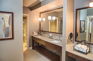 Doubletree Hotel Modesto