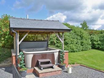 Oak View Cottage