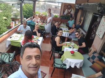 Hostal Ararat Hotel