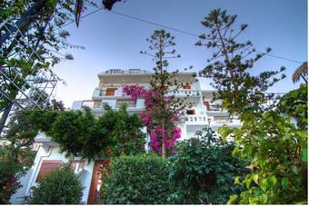 Hotel Adonis