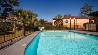 Hotel Best Western Pride Inn & Suites