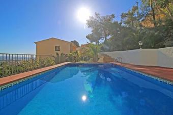 Holiday Villa Ute