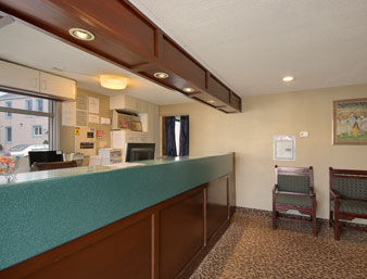 Hotel Super 8 By Wyndham Watertown/cambridge/boston Area