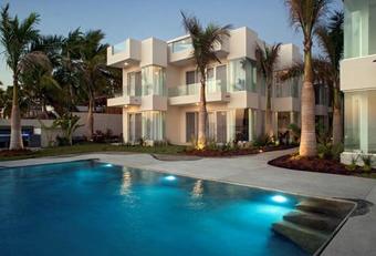 Hotel Clara Vista Villas