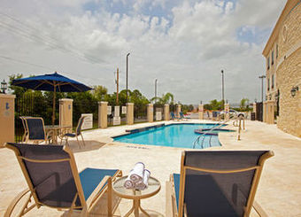 Holiday Inn Express Hotel & Suites Houston-alvin