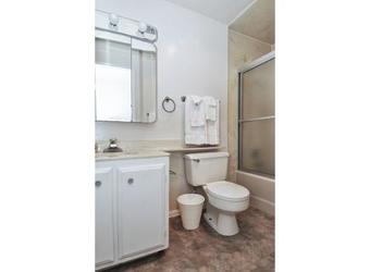 Apartamento 1005 E Balboa #2 - 4 Bedroom Condo