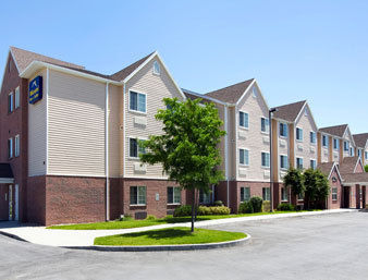 Hotel Microtel Inn & Suites