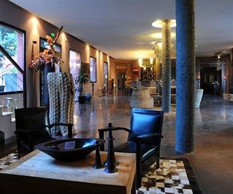 Disini Luxury Hotel