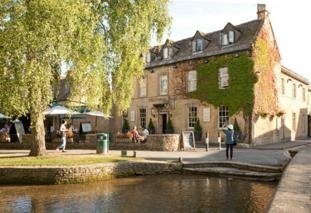 Old Manse Hotel(.)