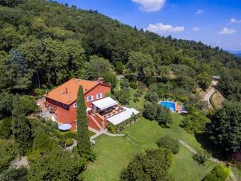 Troghi Villa Sleeps 8 Pool Air Con Wifi