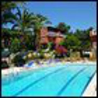 Oasis Hotel