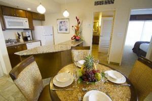 Hotel Kaanapali Beach Club