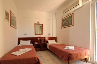 Hotel Apartments Bellos