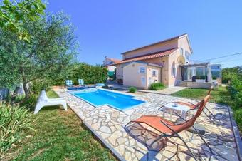 Holiday Home In Linardici/insel Krk 35280