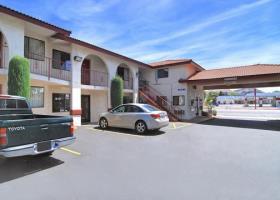 Hotel Rodeway Inn