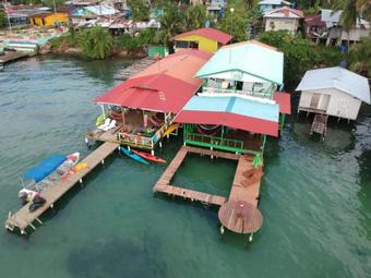 Albergue Hostal Green Coast