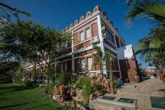 Bagan Vertex Hotel