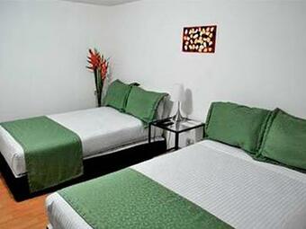 Hotel Portal De Mil�n