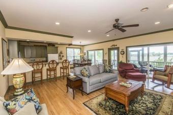 The Good Life Condo