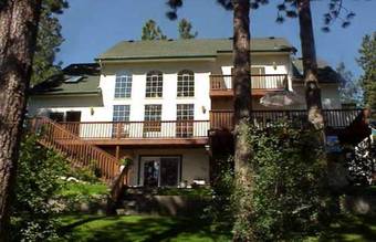 River Cove Elegant Waterfront Bed & Breakfast