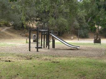 San Benito Camping Resort One-bedroom Cabin 6
