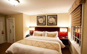 Hotel Nassau Inn