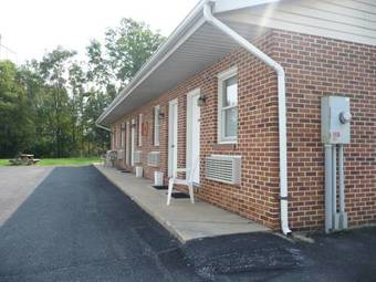 Red Rose Motel