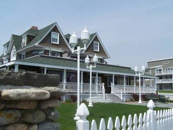 Ocean Rose Motel - Narragansett