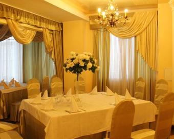 Tourist Hotel